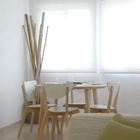 Piso Centrico En 2 아파트